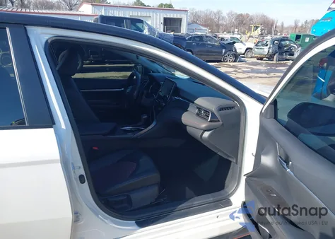 2023 Toyota Camry Trd z USA, uszkodzony, nr VIN 4T1KZ1AK1PU080749